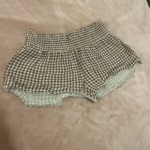 Medium Urban Outfitters Flowy Shorts